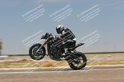 media/Jul-22-2022-TrackDaz (Fri) [[ca4971259a]]/Group B/130pm (Wheelie Bump)/